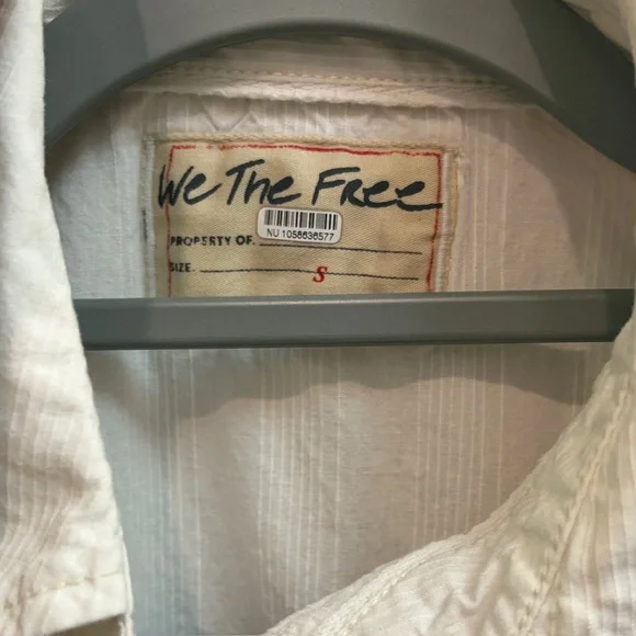 We The Free Spring Refresh Vacation Shirt, Embroidered, Small, Boho Cottage - Picture 2 of 15